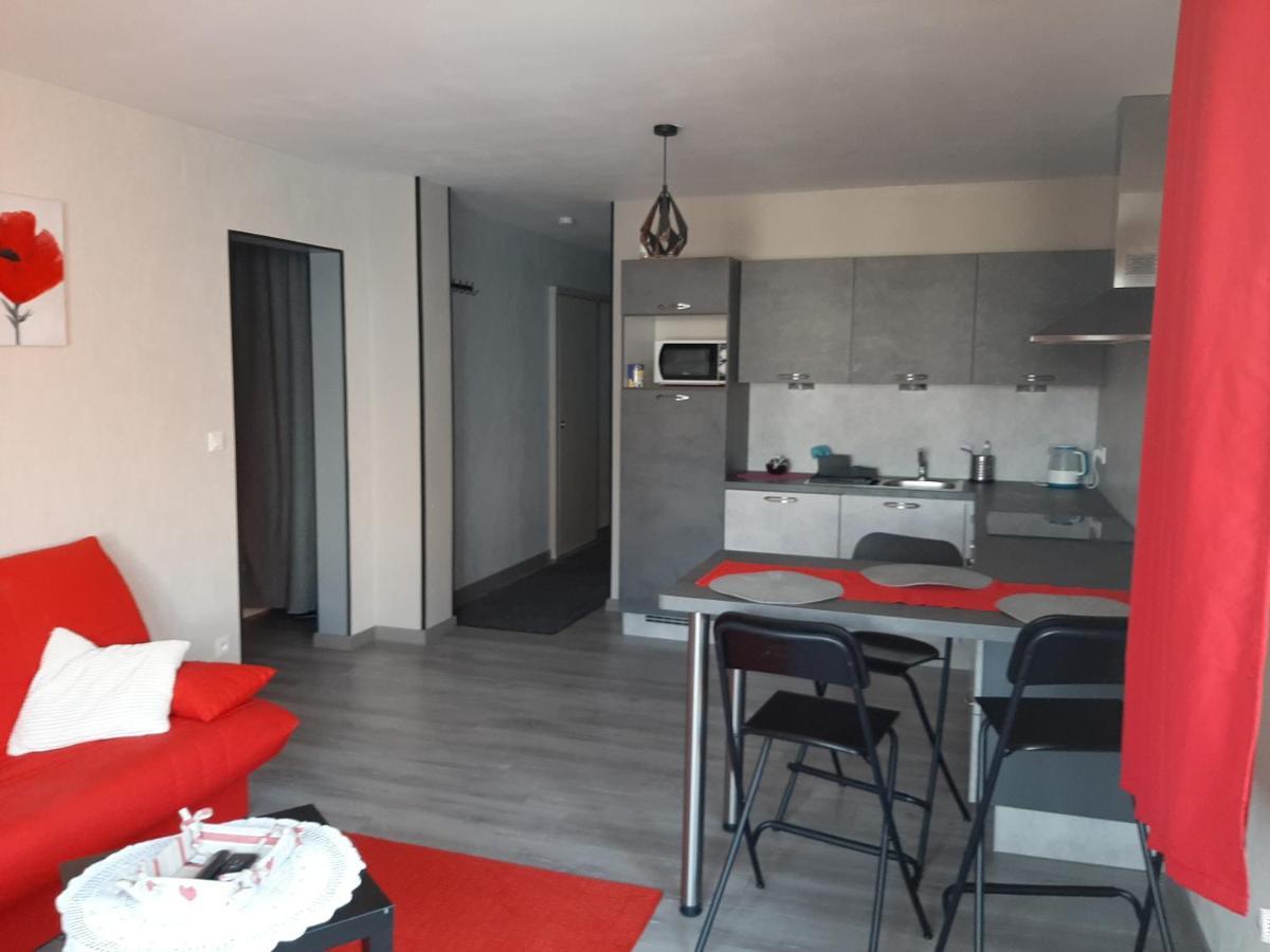 Les Chambres De Marthe Et Gerard Lipsheim Exterior photo